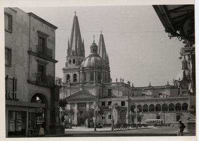 Catedral de Guadalajara, vista lateral