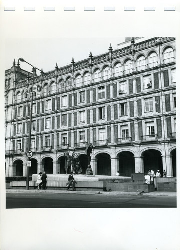 Plaza Fundación de la Gran Tenochtitlan