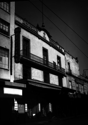 Tienda "TEXTIL S.A. ATOYAC", fachada