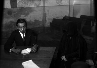 Jesús Zavala interrogando a María Teresa de Landa