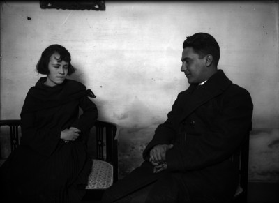 María del Pilar Moreno acompañada de Pérez Moreno
