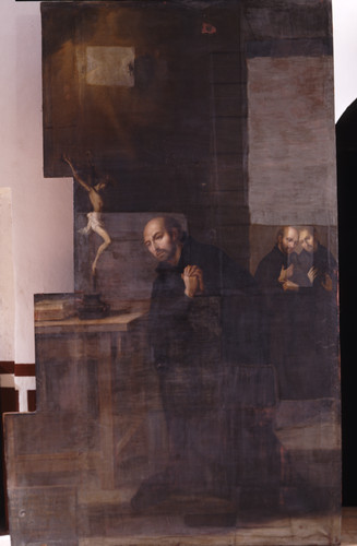 San Ignacio en oración ante un crucifijo