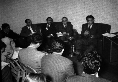 Vicente Lombardo en conferencia de prensa