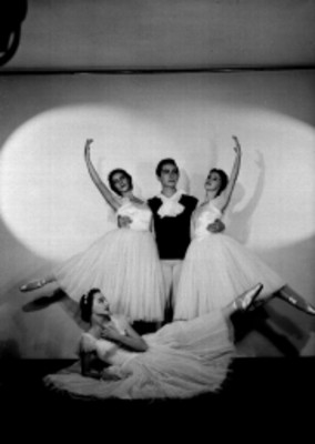 Felipe Segura, Laura Apilleta, Carolina del Valle, Meche Pascual, bailarines