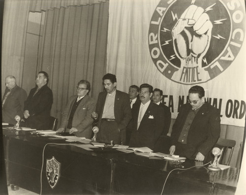 Rafael Galván, Virgilio Cárdenas y otros sindicalistas miembros de la Federación Nacional de Trabajadores de la Industria y Comunicaciones Eléctricas