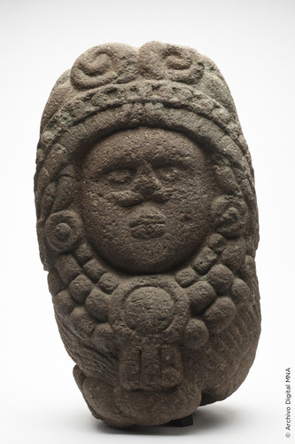 Escultura deidad o sobrenatural